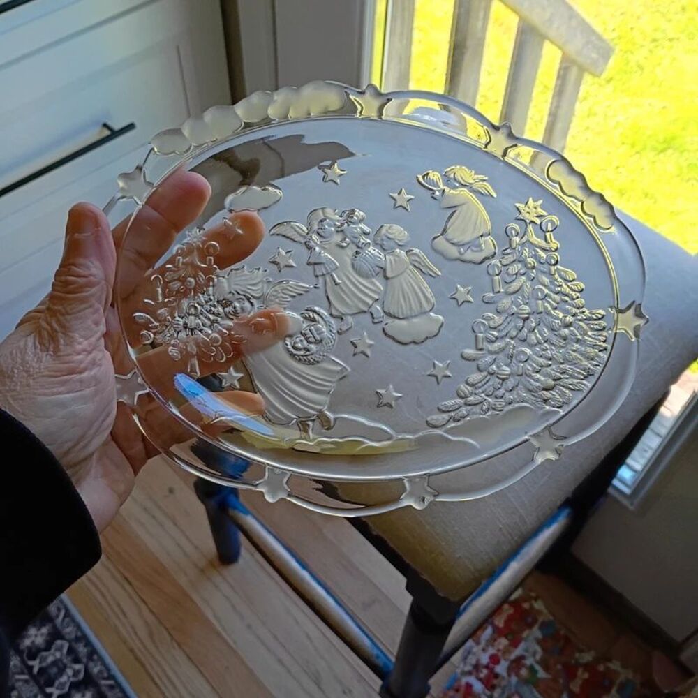 Mikasa Holiday Lights 9" Angels Oval Glass Christmas Dish Holiday Decoration